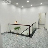 Hàng Hiếm Có Một Không Hai 3 Phòng Ngủ 2 Vệ Sinh 65M2, Đường Thới Hòa 5P Đến Chợ Bình Chánh, Có Shr