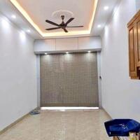 Hơn 7 tỷ - Nhà đẹp Cầu Giấy - 32m2 - 5 tầng 3 ngủ - Ngõ ba gác - 100m ra ô tô - Cho thuê dòng tiền ổn định