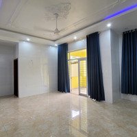 Bán Biệt Thự Phố Khu Dân Trí Cao An Ninh Tại Trung Tâm Bến Cát Quá Lý Tưởng Để Sống Và Làm Việc