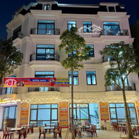 Bán Nhà Góc 2Mt Đường Âu Cơ, P Tân Thành, Tân Phú. Dt(8X30M) - 4 Tầng - Hđt: 160 Triệu - Giá: 34 Tỷ
