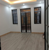 Bán Nhà Tứ Liên,Diện Tích40M, 4 Tầng, Giá Bán 9 Tỷ