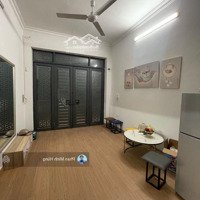 Bán Nhà Tứ Liên, Nhà Dân Xây, Gần Oto, 22M2, 3.3 Tỷ
