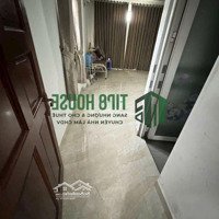 Cho Thuê Nhà 2 Mặt Hẻm Tân Bình 1T-2L-St Có Sân Trước Sau 6P-3Wc