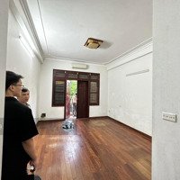 Cho Thuê Nhà Lạc Long Quân 45M2*5 Tầng , Thông Sàn , Nhà Mới , Mỗi Tầng 1 Ngủ , Giá 9 Triệu/Th