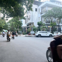 Cách Phạm Văn Đồng 100 Mét, Hiệp Bình Chánh, Thủ Đức, 85M2, 3 Phòng Ngủ 8.2 Tỷ.