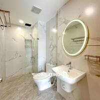 SIÊU PHẨM STUDIO CÓ BAN CÔNG TÂN PHONG Q7