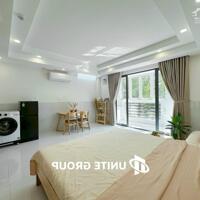 SIÊU PHẨM STUDIO CÓ BAN CÔNG TÂN PHONG Q7