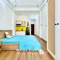 Khai Trương Căn Hộ Mới Toanh Ban Công Lớn, Rộng 30m2 ở Phan Đăng Lưu gần Phan Xích Long, tiện đi Q1,Q3 ở Phú Nhuận