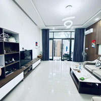Bán Nhà 3 Tầng Siêu Đẹpmặt Tiềntrần Nhân Tông, 3 Phòng Ngủ 4 Vệ Sinh Vị Trí Gần Khúc Hạo, Giá Sụp Hầm Chỉ Nhỉnh 8Ty