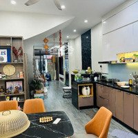 Nhà Đẹp Nguyễn Xiển, Ô Tô Đỗ, Kinh Doanh, Ô Chờ Thang Máy, 2 Thoáng, 40M2 X 4T Xmặt Tiền4M X 7 Tỷ