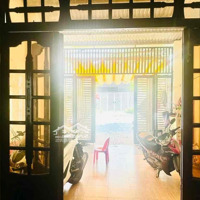 Căn Nhà Vị Trí Siêu Đỉnh 3 Mặt Thoáng - Ra Biển Mỹ Khê Vài Phút Đi Bộmặt Tiềnphạm Vấn Chỉ Nhỉnh 6 Tỷ