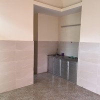Chính Chủ Cho Thuê Nhà Riêng Tại Nguyễn Công Hoan, 4,5 Triệu Vnd, 16 M2
