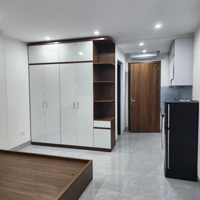 Cho Thuê Căn Hộ Lạc Long Quân 30M2 Như Ảnh, Gần 2 Con Rồng Hồ Tây, Thang Máy, Hiện Đại Vào Ở Luôn