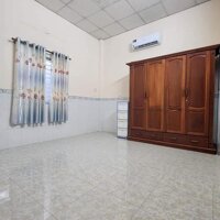 Cho thuê nhà hẻm 120 Hoàng Quốc Việt