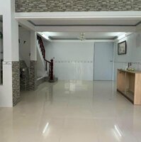 Cho thuê nhà trệt lầu đầu hẻm đường 3 tháng 2
