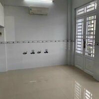 Cho thuê nhà trệt lầu đầu hẻm đường 3 tháng 2
