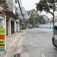 Chính chủ bán 48,5m2 nhà 3 tầng mặt Phố Đức Giang. Cách 100m ra đường Lý Sơn