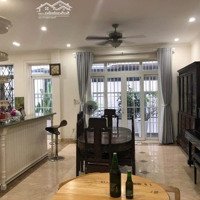 Bán Gấp Bt Nam Đô Phú Mỹ Hưng, 45,9 Tỷ, 137M2, 4 Phòng Ngủ 4 Vệ Sinh Q7, Hcm