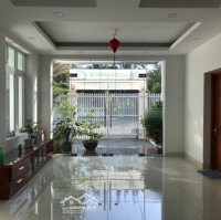 Cho Thuê Biệt Thự View Đẹp Tại Kdc Phú Mỹ, 50 Triệu, 262.5 M2, 5 Phòng Ngủ Q7, Hcm