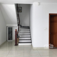 Cho Thuê Biệt Thự View Đẹp Tại Kdc Phú Mỹ, 50 Triệu, 262.5 M2, 5 Phòng Ngủ Q7, Hcm