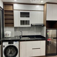 Cho Thuê Căn 2N1K Ở Đường Cầu Giấy,Hà Nội.phòng Thoáng Có Ban Công, Máy Giặt Riêng