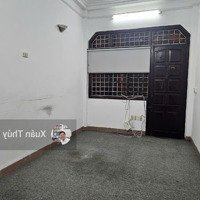 Cho Thuê Nguyên Căn Nhà Mặt Phố Hoàng Như Tiếp Giá Chỉ 13 Triệu/Th Thiết Kế 4 Tầng Phù Hợp Làm Vp, Kd