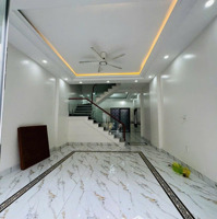 93M X 4 Tầng Độc Lập-Sân Cổng Ô Tô Vào Nhà Tuyến 2 Văn Cao Giá Tốt