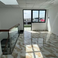 Cho Thuê Nhà Nguyên Căn Kdt Vạn Phúc City 5X21M Giá Bán 34 Triệu Có Thang Máy