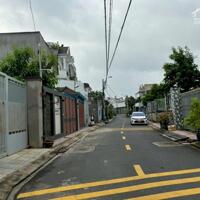Bán lô đất đẹp mặt tiền đường 102 Tăng Nhơn Phú A,gần chợ lê văn việt, DT 200m²/6.8tỷ.