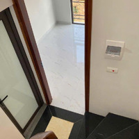 Cực Rẻ - Bán Nhà Tây Mỗ - Nhà Xây Mới, Sẵn Ở Ngay, Diện Tích 35M2 Giá Chỉ 4,9 Tỷ.