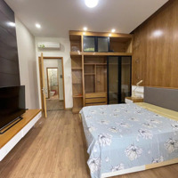 Nhà Full Nội Thất 15 Triệu/ Tháng Bao Phí Quản Lí Liên Hệ: 0774659360 Hương