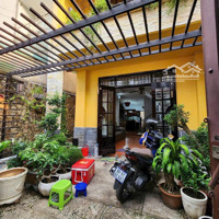 Bán Nhà 1T1L Đúc 90M2 Ngang 5.6 , Đông Nam, Đường 9 Hbc Gần Đại Học Luật
