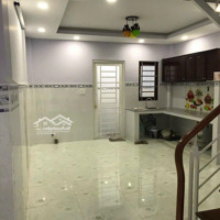 ( Chính Chủ ) Bán Nhà Có Shr , Kế Bên Chợ Hóc Môn ,Diện Tích4X20M .
