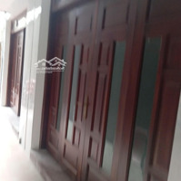 Bán Nhà Phố Mễ Trì Thượng Xây Mới Nội Thất Đầy Đủ Chỉ Về Đón Tết