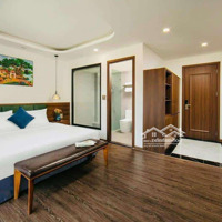 152 Tỷ Khách Sạn 25P View Lô Góc 2 Mặt Phố Phòng Cực Đẹp . Spa Nhà Hàng .