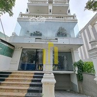 Cho Thuê Villa Hầm 3 Lầu Sàn Trống Suốt 8X18M Giá Bán 50 Triệu