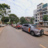 Bán Nhà Đống Đa, Phân Lô Phố Đặng Văn Ngữ, 70M2, Ô Tô Vào Nhà, Hiếm, Giá Hợp Lý. Liên Hệ: 0904154395