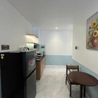 Căn Hộ Full Nội Thất, Tách Bếp Tại Bình Thạnh