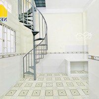 Cho Thuê Phòng Trọ Trệt Mặt Đất, Gác Cao 2M Có Ban Công. Điện Nhà Nước, Kdc Lacasa Gần Phú Mỹ Hưng