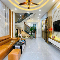 Gía Tốt Nhất Khu Vực ! Bán Nhà Lý Chính Thắng, P 9, Q 3,Diện Tích51,6M2, Giá Bán 3 Tỷ 350 Triệu, Sổ Hồng Riêng.
