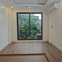 Bán Nhà Lê Văn Hiến. 35M2, 6 Tầng, Lô Góc, Ngõ Thông Kinh Doanh. Dòng Tiền 30 Triệu/Tháng. Giá Bán 7 Tỷ