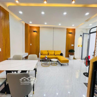 Cần Tiền Bán Gấp Nhà Lý Chính Thắng Quận 3 Nhà 52,8M2 Giá Bán 4Tỷ390 Nhà Đẹp Rộng Sạch Sẽ : 3 Phòng Ngủ4Wc
