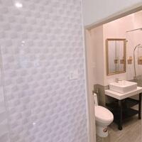 BÁN NHÀ HXH GIÁP QUẬN 1 VÀI BƯỚC CHÂN - NHÀ MỚI XÂY SIÊU ĐẸP SIÊU HOT - 4 TẦNG - 8.2TỶ