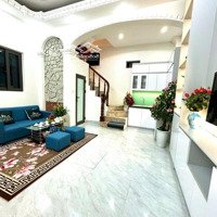 Bán Nhà Riêng Ngõ Tô Hoàng 4 Tầng Nhỉ 5 Tỷ, Trung Tâm Quận Hai Bà Trưng. Chủ Tặng Nội Thất.