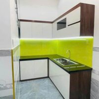 Nhà 1 Trệt 1 Lầu 4PN 3WC - Ngân Hàng Phát Mãi Cuối Năm - Xát Chợ Bình Chánh - Giá 980TR !
