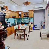 Bán Nhà 5 Tầng, 47M2, Hẻm Xe Tải Nguyễn Đình Chiểu, Quận 3, Mới Ở Ngay-Kd-Vp Công Ty, 11.5 Tỷ