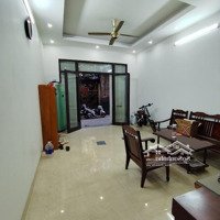 Cho Thuê Nhà Làm Văn Phòng 100M2 Tầng 1,2 Ngõ 175 Vạn Phúc, Hđ, 12 Triệu