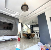 Sơn Trà, Biệt Thự 155M Góc 2 Mặt Tiền Đường 10.5M , Có Hồ Bơi, Sẵn Dòng Tiền.