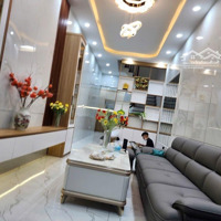 Trung Tâm Đống Đa, Vị Trí Cực Đẹp, Ôtô Đỗ Cửa, Kd Thuận Lợi, Full Nội Thất Xịn Xò, Phố Vip