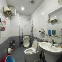 Bán Nhà Dịch Vọng Hậu ,48M2,5 Tầng -Nhà Đẹp Full Nội Thất - Khu Vực Hiếm - Trung Tâm Nhiều Tiện Ich